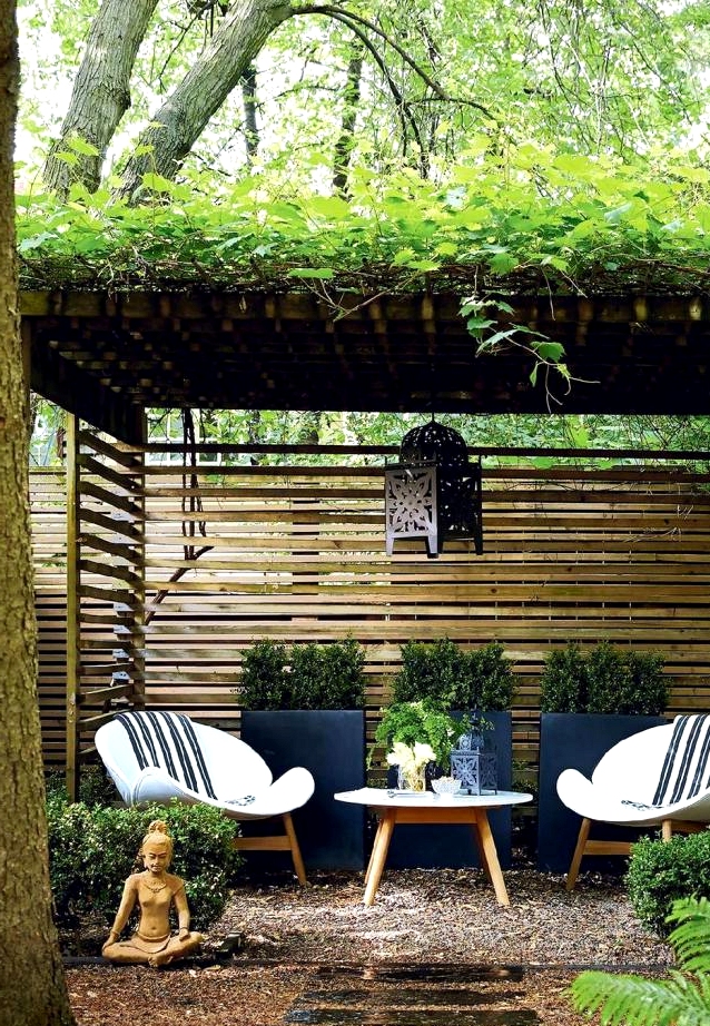 Create your own backyard getaway with this zen outdoor design