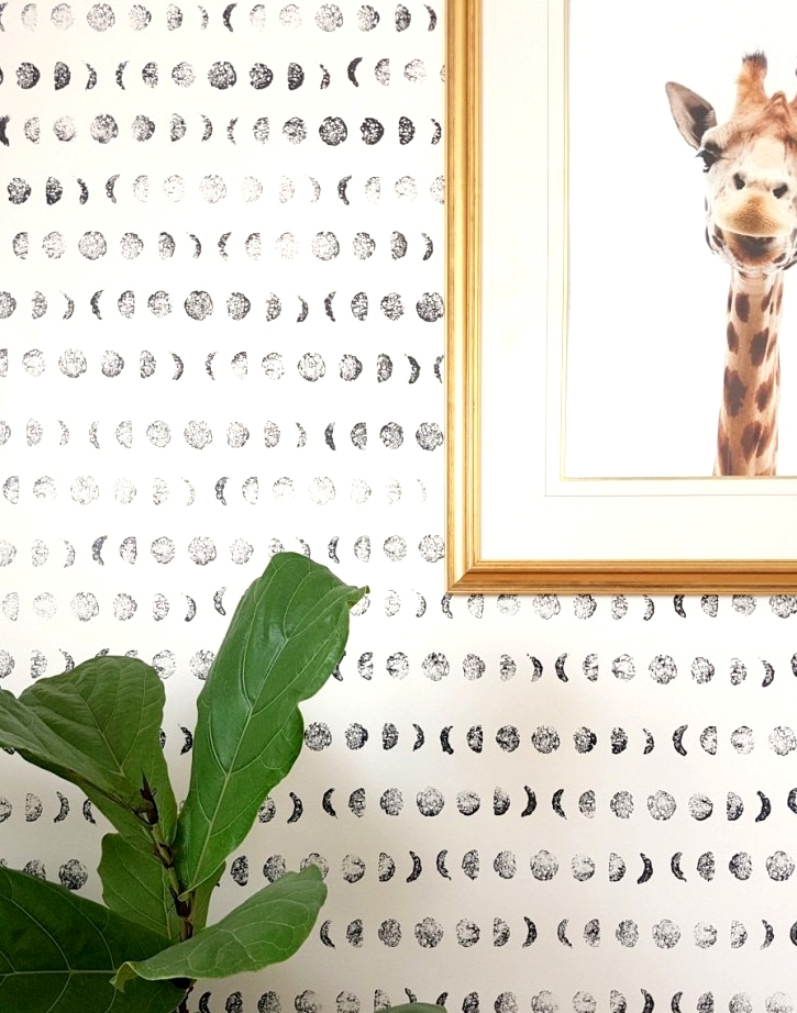 DIY painted wallpaper with a home made sponge stamp