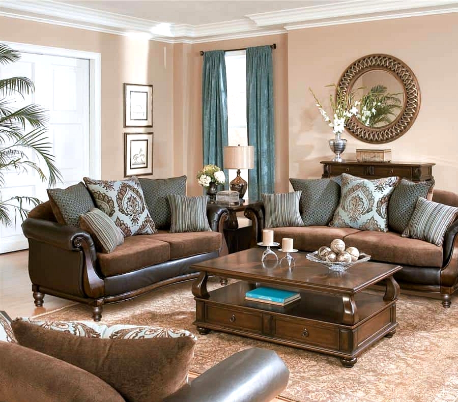 20 Stylish Throw Pillow Ideas for Brown Couches