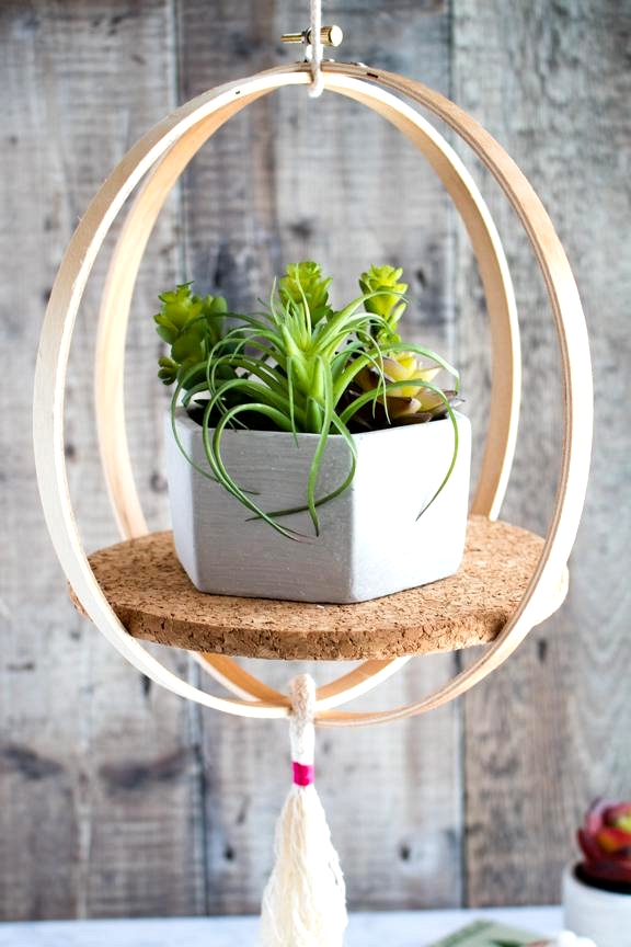 up-cycled Embroidery hoop becomes a hanging shelf