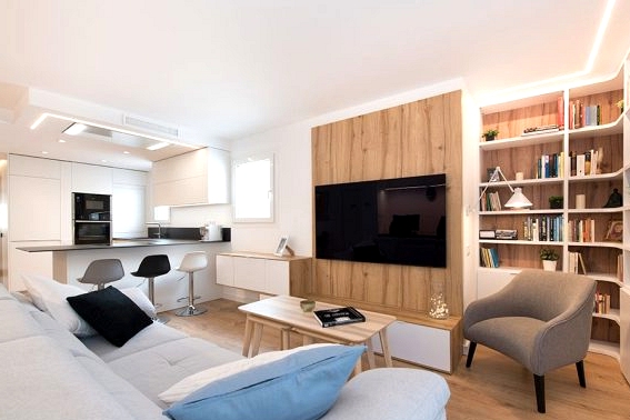 Barcelona Apartment with Rooms and Corridors Eliminated to Have More Light & Space