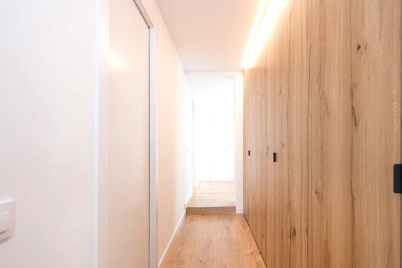 Barcelona Apartment with Rooms and Corridors Eliminated to Have More Light & Space