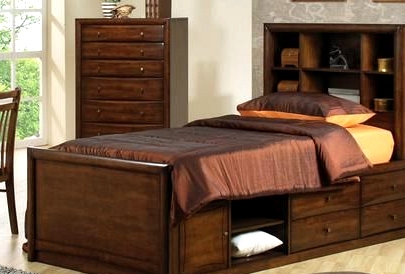 -Get-storage-in-bed-with-a-chest-bed