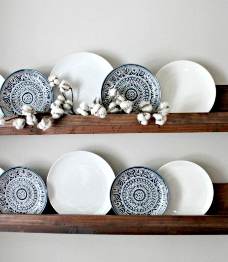 Diy Farmhouse Picture Shelf 