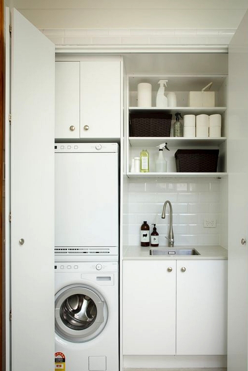 20 Beautiful Small Laundry Room Makeover Concepts