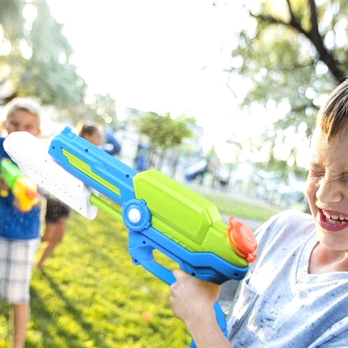 10 Backyard Game Ideas for Kids