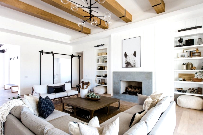 A farmhouse living room with an eclectic modern twist! Loving this living room design. Check out this post for more modern farmhouse inspirations! 