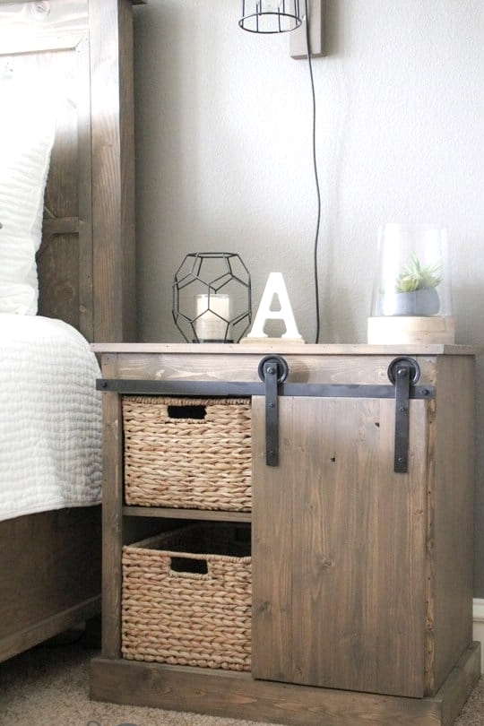 15 Charming DIY Rustic Bedroom Decor Ideas