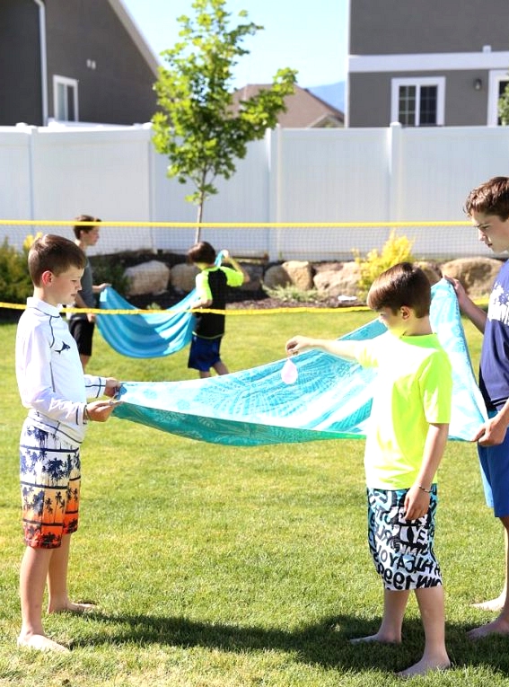 10 Backyard Game Ideas for Kids