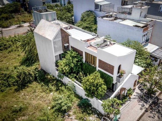 Wind's House by Green Concept & Nha Cua Gio in Da Nang, Vietnam