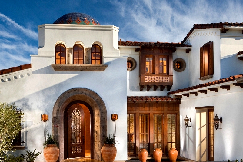 17 Inviting Mediterranean Entrance Designs That Will Steal Your Gaze