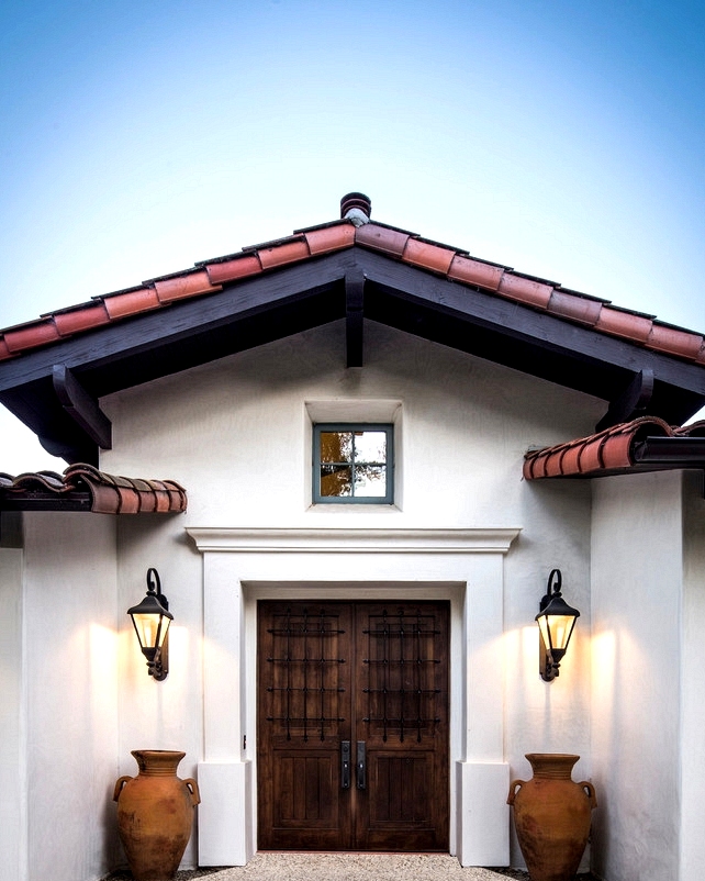 17 Inviting Mediterranean Entrance Designs That Will Steal Your Gaze