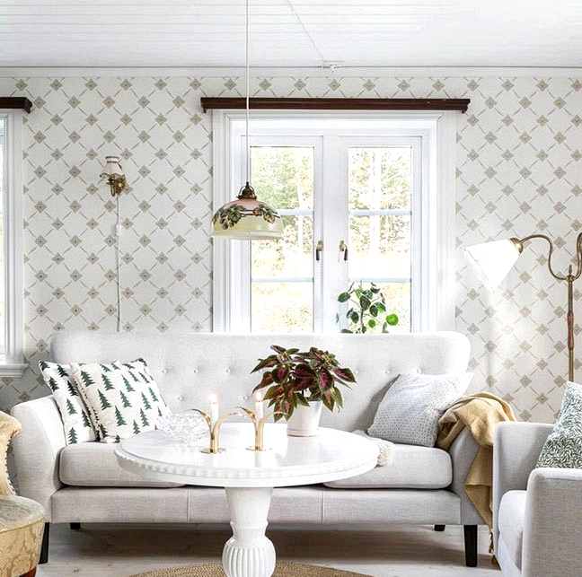 Outdated farm in Sweden become charming summer time cottage