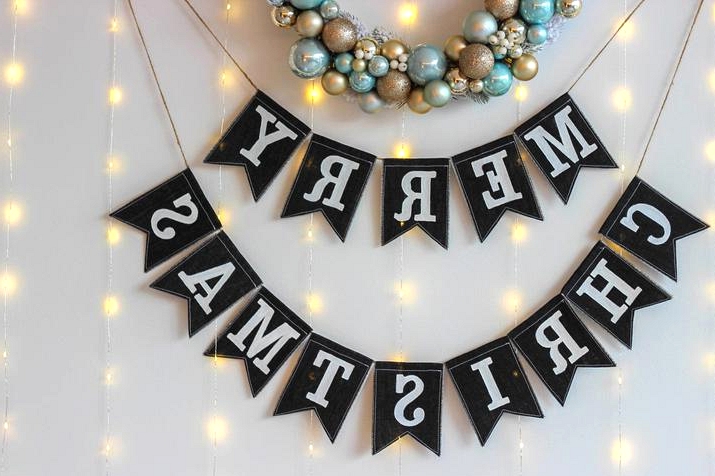 15 Cute Christmas Bunting Ideas For A Last-Minute Touch