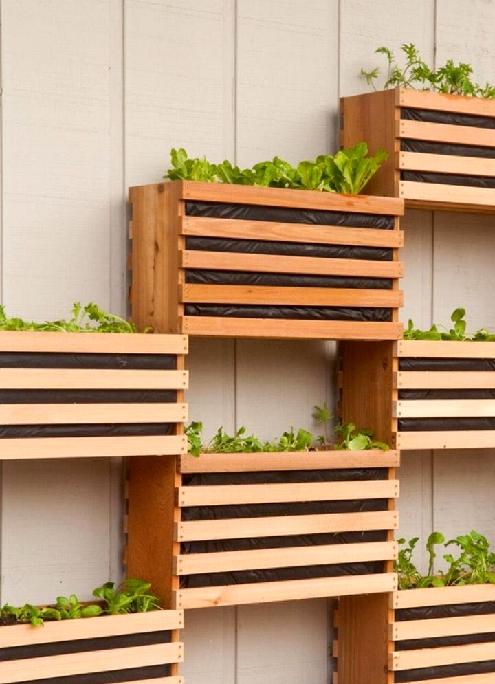 15 Stunning DIY Planter Designs You Can Make From Pallet Wood