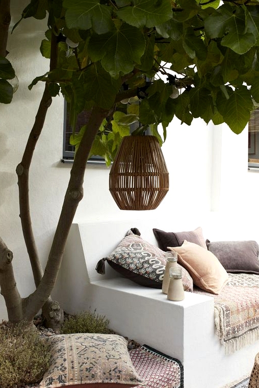 Choose And Combine Cushions For The Garden/Terrace In Proper Way