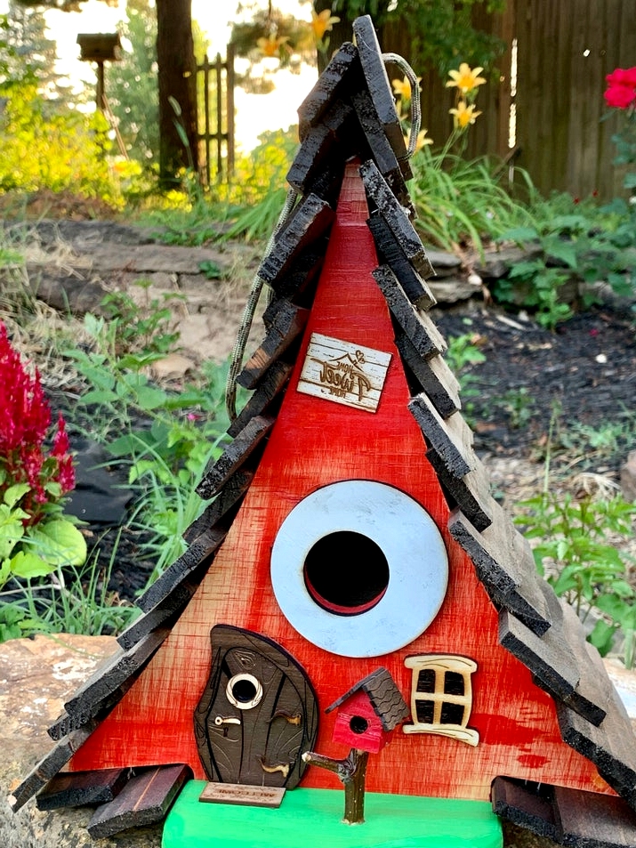 17 Wonderfully Creative Birdhouse Designs For Your Garden