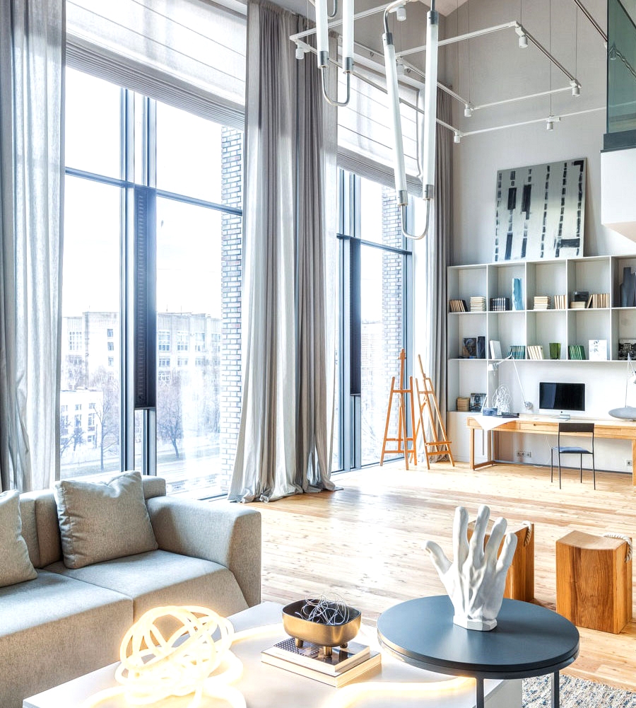 Vivid three-level condo for an artist in Moscow