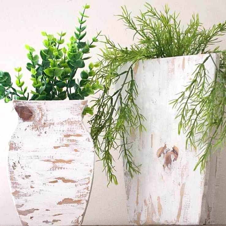 15 Beautiful DIY Vase Projects Perfect For Your Spring Décor