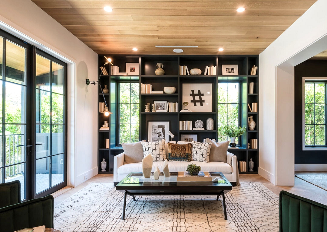 Cozy black and white home in California