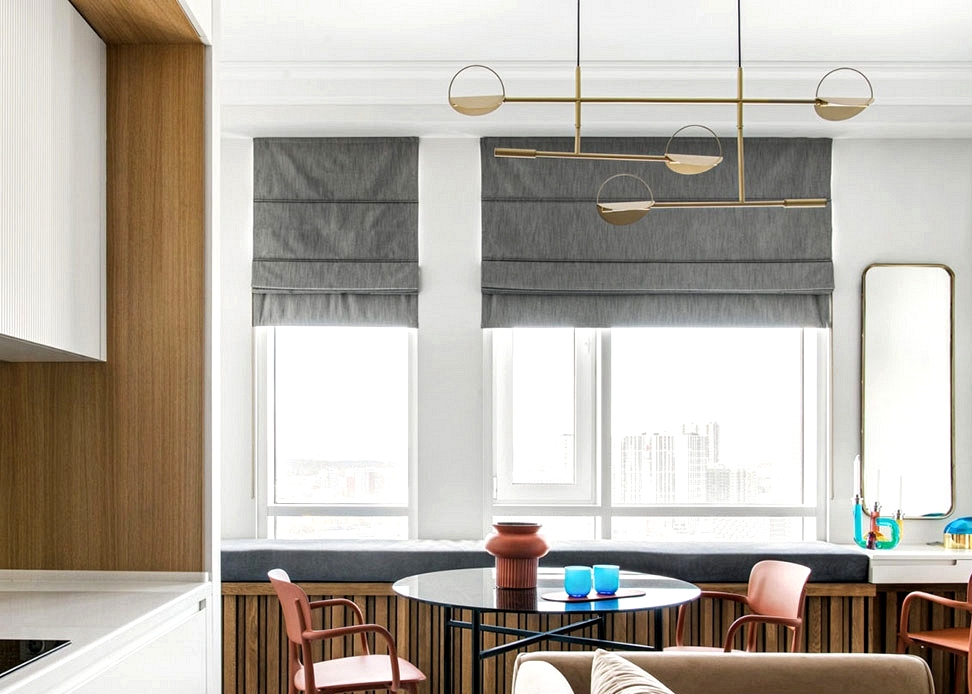 Open plan and bed room behind the scenes: small studio house for a lady in Moscow (30 sqm)