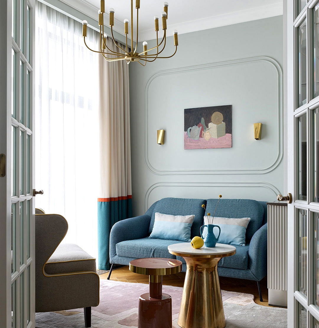 Cheerful shades and attention-grabbing particulars in design of household condo in Moscow (74 sqm)