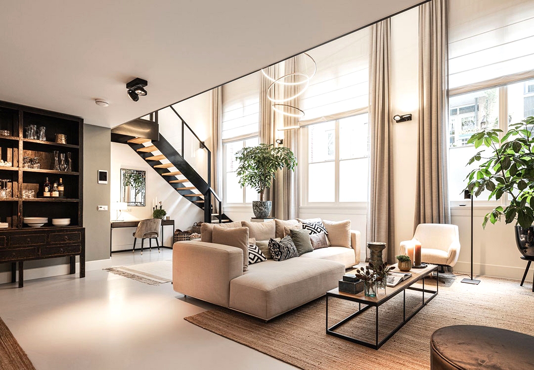 Elegant loft in former school building in Amsterdam