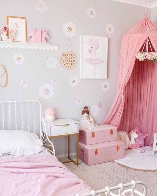 35 Adorably Cute Pink Woman Bedrooms