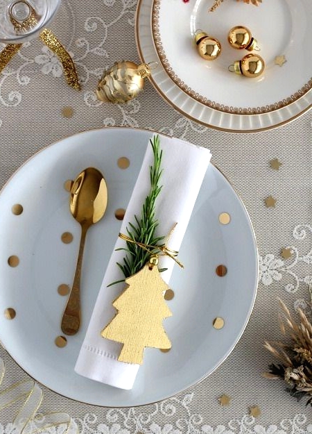 63 Refined Gold And White Christmas Décor Concepts