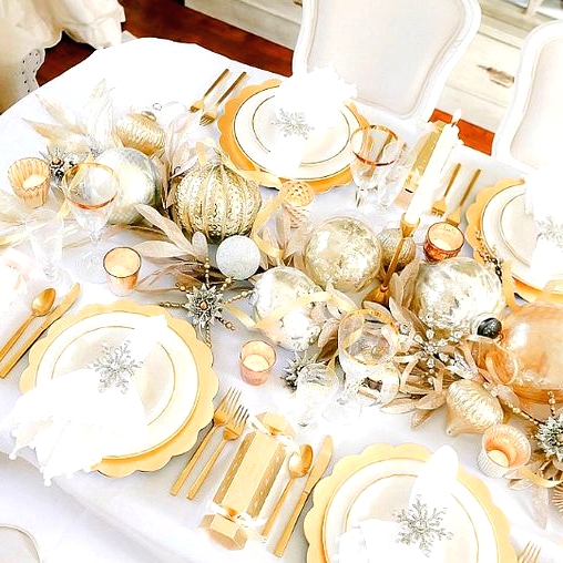 63 Refined Gold And White Christmas Décor Concepts