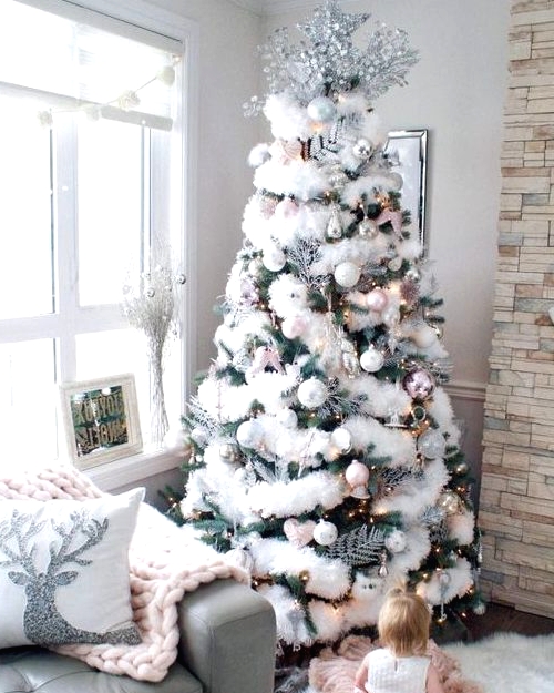 80 Conventional And Uncommon Christmas Tree Décor Concepts