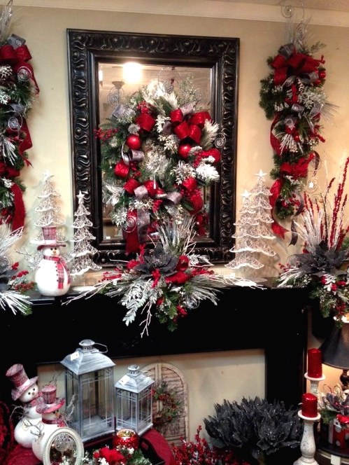 42 Cozy Crimson And Gray Christmas Décor Concepts