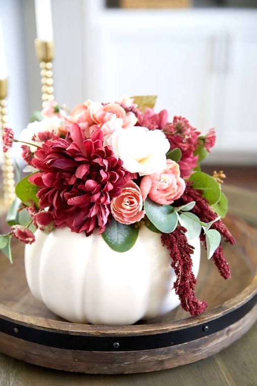 60 Wonderful Flower Centerpieces For A Thanksgiving Desk