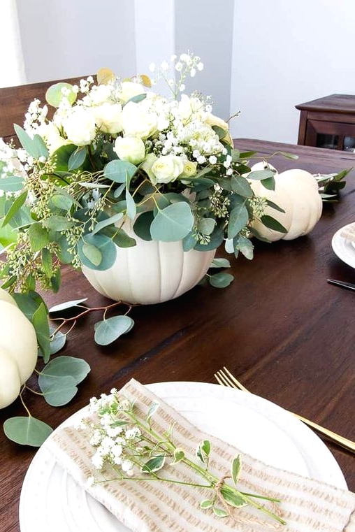 60 Wonderful Flower Centerpieces For A Thanksgiving Desk