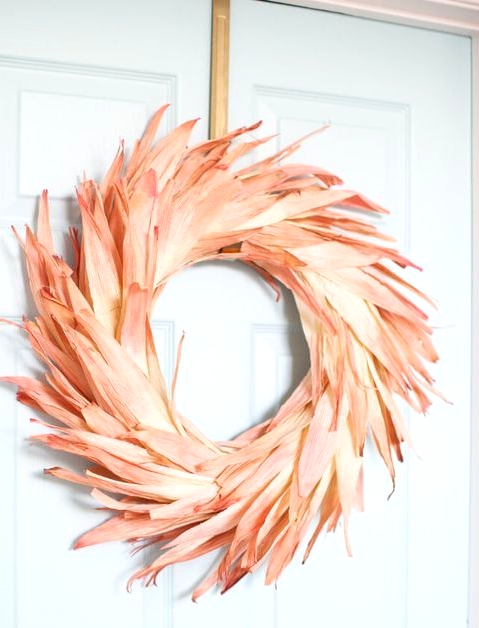 cool and colorful thanksgiving wreath ideas cover