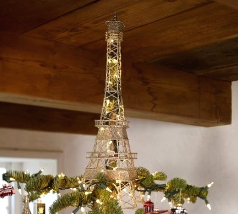 a pretty and creative Eiffel Tower Christmas tree topper with lights will show off your love to Paris