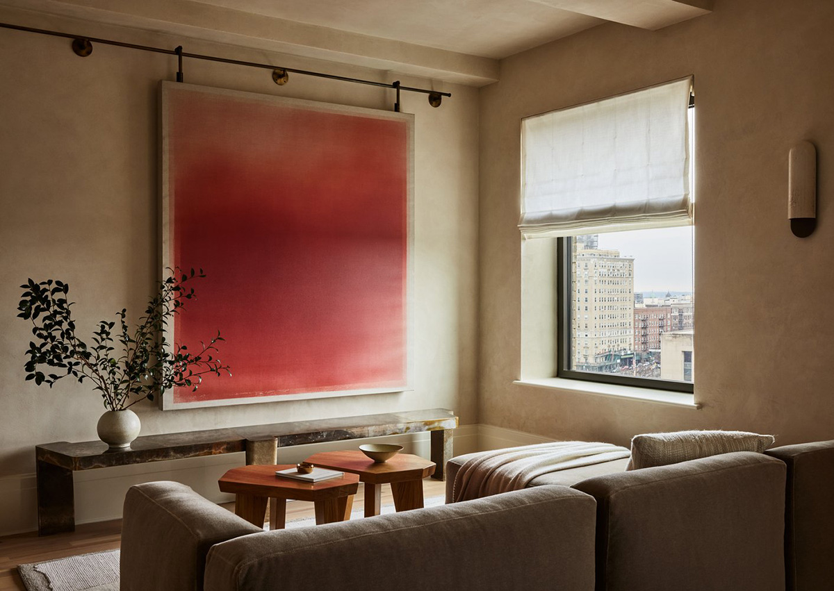 Effortless Minimalism in a Cozy New York Apartment