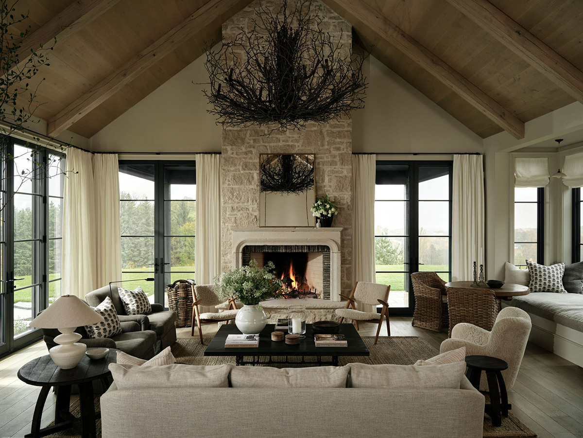 Designer’s Cozy Farmhouse in Canada: Natural Stone and Earthy Tones